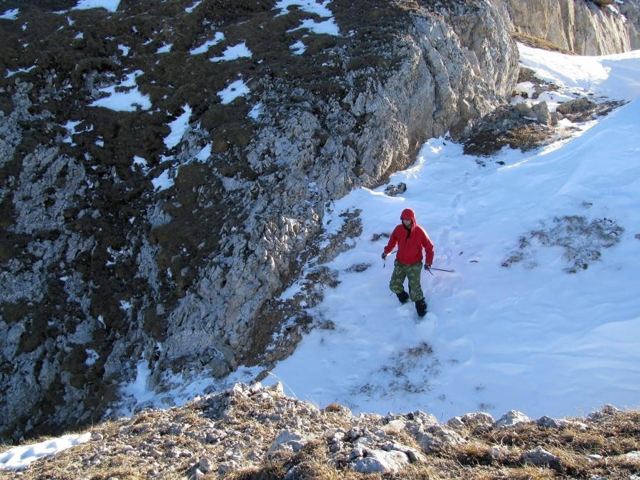 Quelles sont les voies d'ascension les plus populaires de l'Aiguille Verte ?